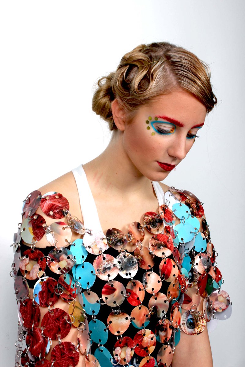 SchoolSherfield's tweet photo. #Year12 students took part in a #sewingbee inspired by @KeithHaringFdn & #DavidHockney to create a series of garments. Once complete, students learnt how to take a professional photo shoot using studio lighting, with our #year13 models #SHFSixthForm #6thForm #SherfieldArt https://t.co/hoTiOQlYt3