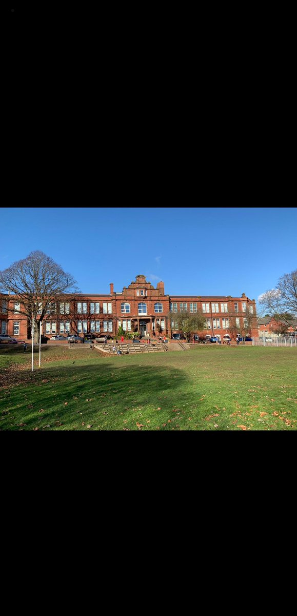 MrDTerfel's tweet image. Am le braf i gwblhau ein milltir ddyddiol 🚶‍♀️🚶👌
A fabulous setting to complete our daily mile 🚶🚶‍♀️👌 @AYPBarry @ValeSportsTeam 

#6SS #6MP