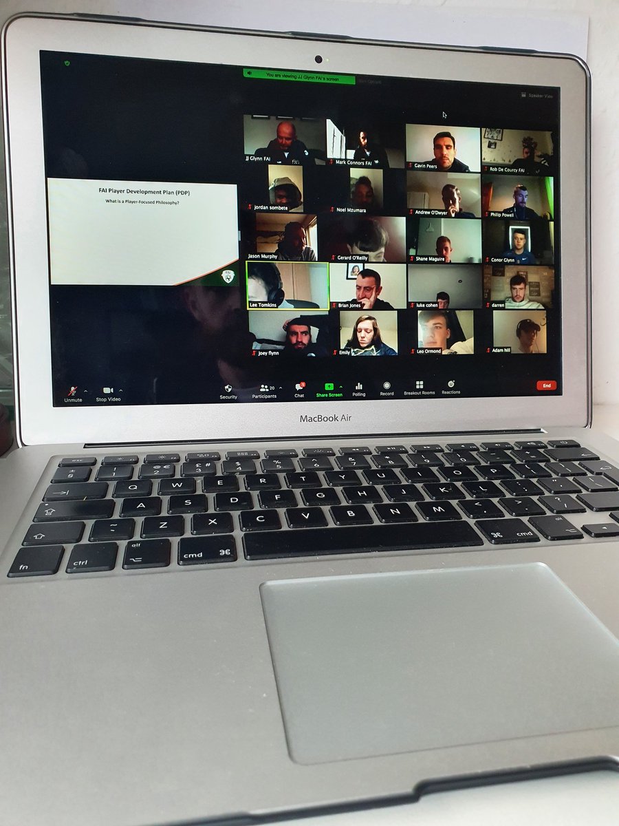 SthDubSports's tweet photo. π @FTallaght students completing our @FAICoachEd PDP1 today online #FAI #SDCC #Playerfocused β½οΈβ½οΈ https://t.co/P5T5ycCLAm