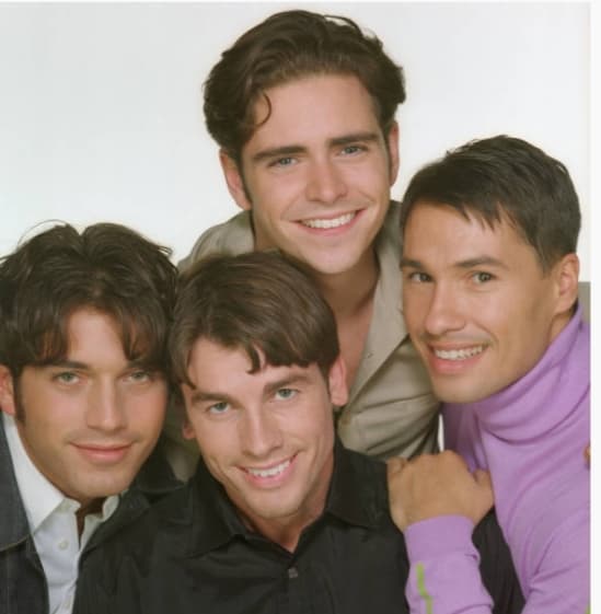 ApartFanpage's tweet photo. #WorldsApart #MyFaveBand #90sBoyband @iamSteveHart @iamNathanMoore @calcooperwa #SteveHart #NathanMoore #CalCooper #GreatMen #FabSingers #GoodMusic #LovelyMemories #AlwaysInMyHeart #WorldsApartFan #WorldsApartFanPage #WorldsApartItaly #PopMusic #Pop #PopDance #WorldsApartForever https://t.co/JdxBcDs5Ec