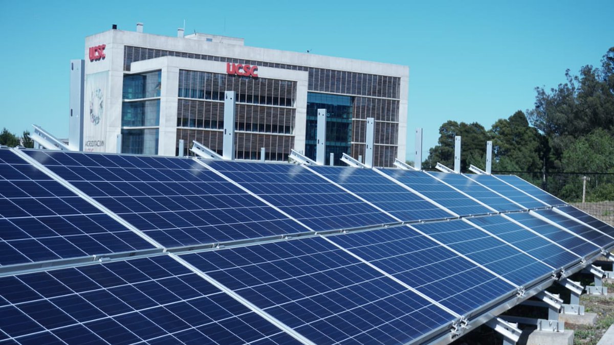 MinEnergia's tweet photo. Hoy en #Biobío, inauguramos el proyecto #MicroRed de @ucscconcepcion ✅ La iniciativa cuenta con un sistema de generación de energías renovables (solar y eólica) que permitirá al establecimiento:
⚡️Autoabastecerse de energía limpia
⚡️Avanzar en investigación aplicada
Sigue 👇 https://t.co/QqKYX41oUn