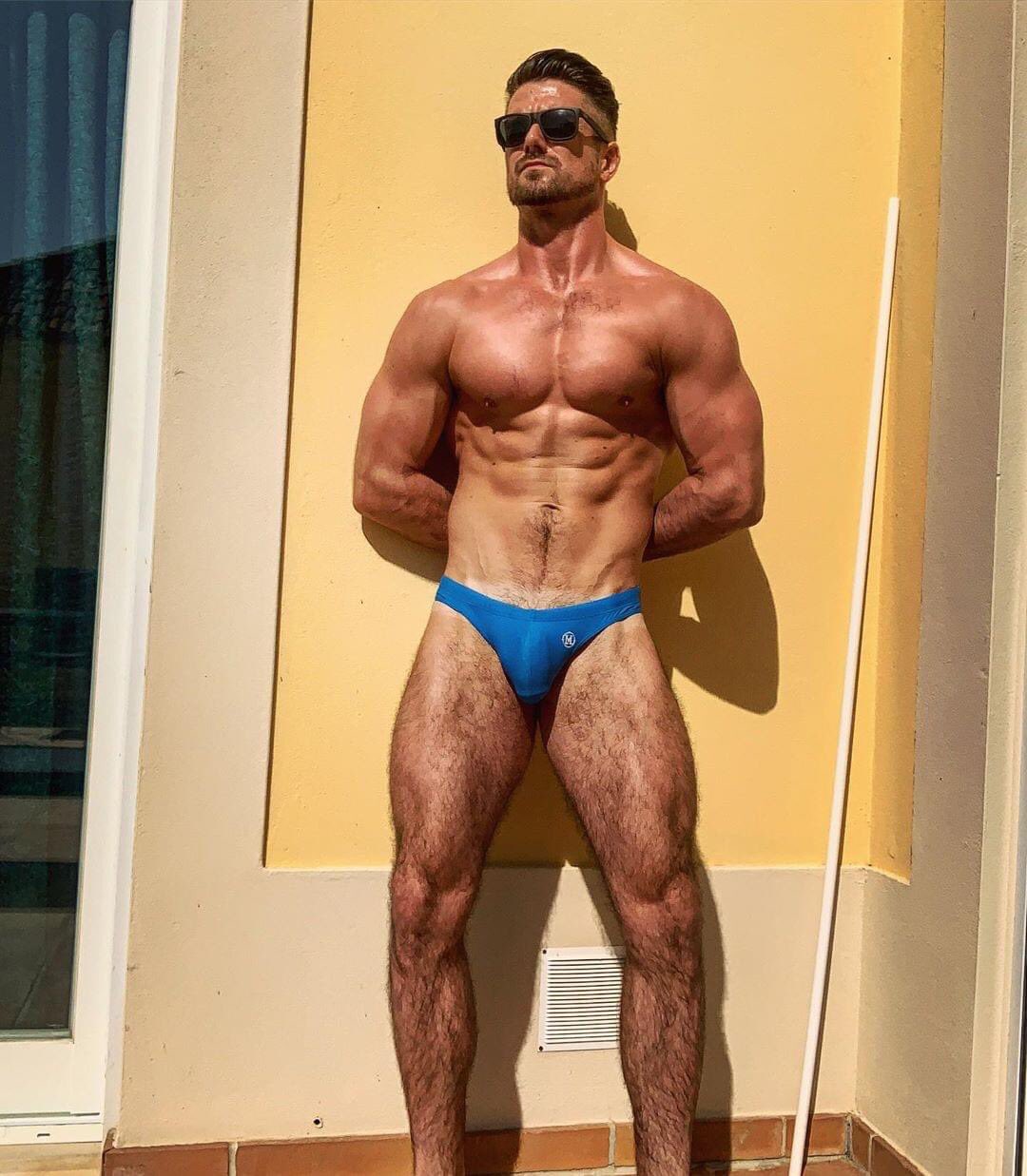 EmElvu6UcAIBmU9?format=jpg&name=large