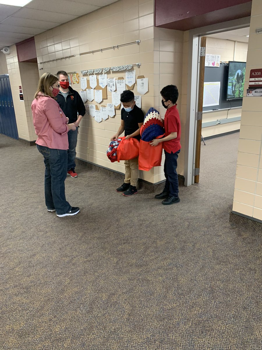 It is going to be a multiple post day for <a href="/SouthportMiddle/">Southport Middle</a> 😉 Thankful for the 7th and 8th grade high-fliers (last names A-L) and <a href="/BethJoson/">Beth Joson</a> welcoming our newcomers! #LoveBeingACardinal