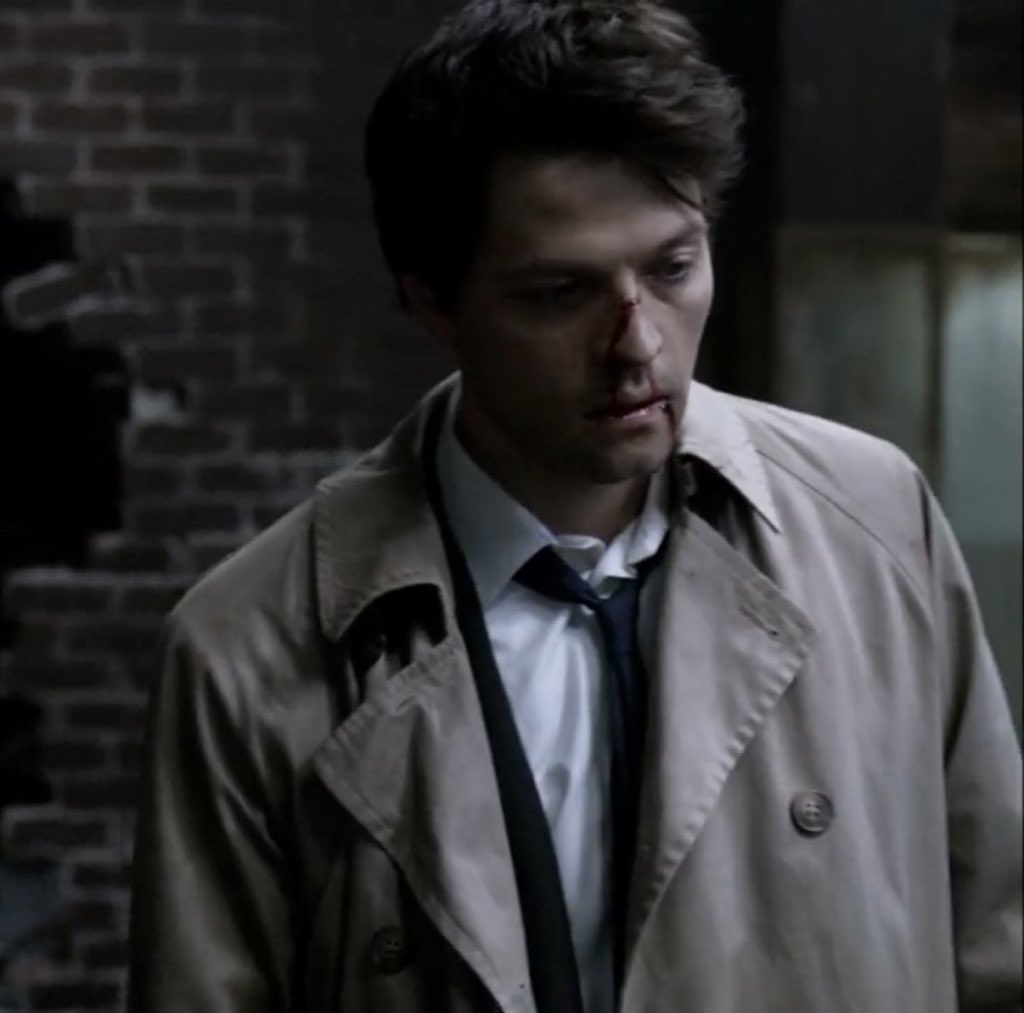 heartsmish's tweet image. I know he’s all beat up but dang he looks good 😌 #CastielForever