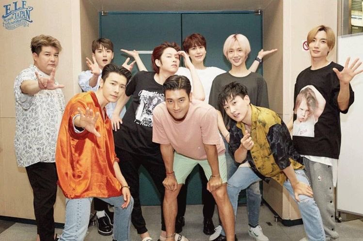 kimNabi18's tweet photo. Happy🥳15th 🤩Anniversary 😍오빠들❤️!! @SJofficial 
#15thanniv_and_beyond 
#ELFsWithSuperJunior 
#SUPERJUNIOR https://t.co/9Y5MV80y1O