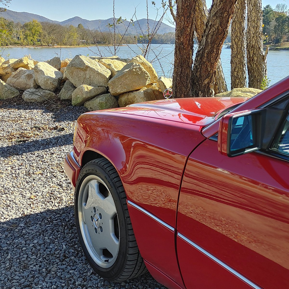 BenzBlogger's tweet photo. Took my girl out for a mountain drive. 😍 #A124 #E320 #monoblocks https://t.co/yTnVnW1MZx