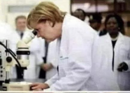 Dave90090's tweet photo. Investigadora en Alemania // Investigadora en la T4a. https://t.co/NgnsLvcvPK