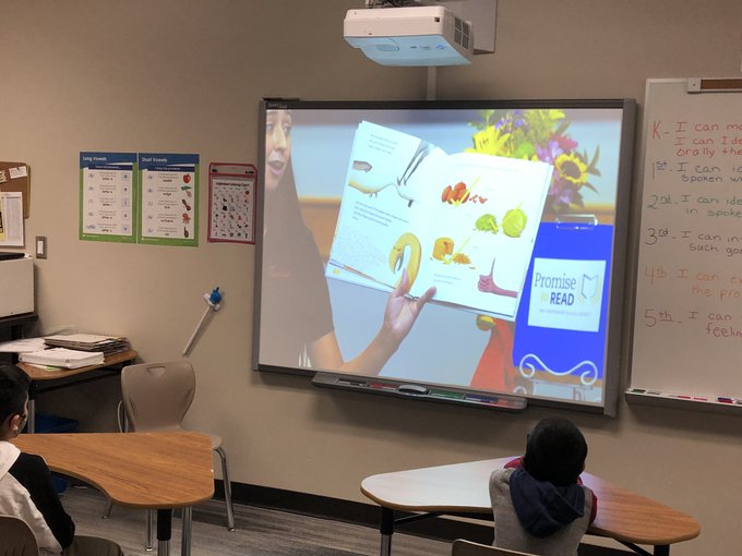 katyisd's tweet photo. .@KatyISD_PIE 25 yr-old #PromisetoRead program brings community partners to visit elementary classrooms & read books. Thanks to technology, community & staff (& Dr. Gregorksi!) pre-recorded reading books so students can have stories on-demand this year: https://t.co/tJ5m5p2GPP https://t.co/j5i9ycCshx
