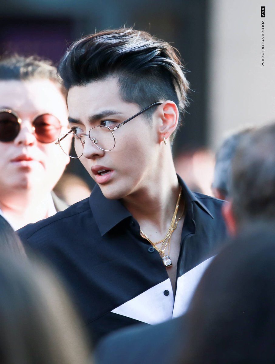 Happy Birthday my king 🎂🎂🎂
Say goodbye to your 20s and say hello to your 30s.
I hope you're always happy and healthy!
I wish you all the best of the best of the best!!! 
Stay safe king, I love you...❤️❤️❤️
#HsppyKrisWuDay