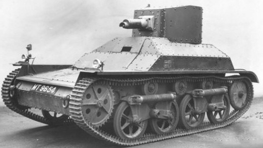  #IndiaArmour #thinktankA thread on possible all tracked armoured platforms seen in services with  #IndianArmy since induction. Diff platforms in services with Royal Army in India aren't inducted as I couldn't get much info (ex Vickers Mk. VI).Light Tank Mark IA Indian Pattern