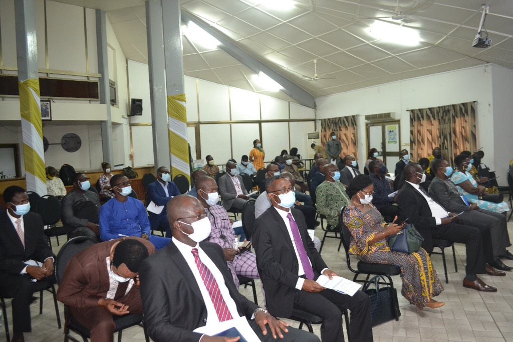 Mactarfall96's tweet photo. Le Togo a installé son comité de pilotage pour l’élaboration de la stratégie nationale de prévention et de lutte contre la corruption et les infractions assimilées @undptogo @aliouMdia https://t.co/q9oAgqssLX