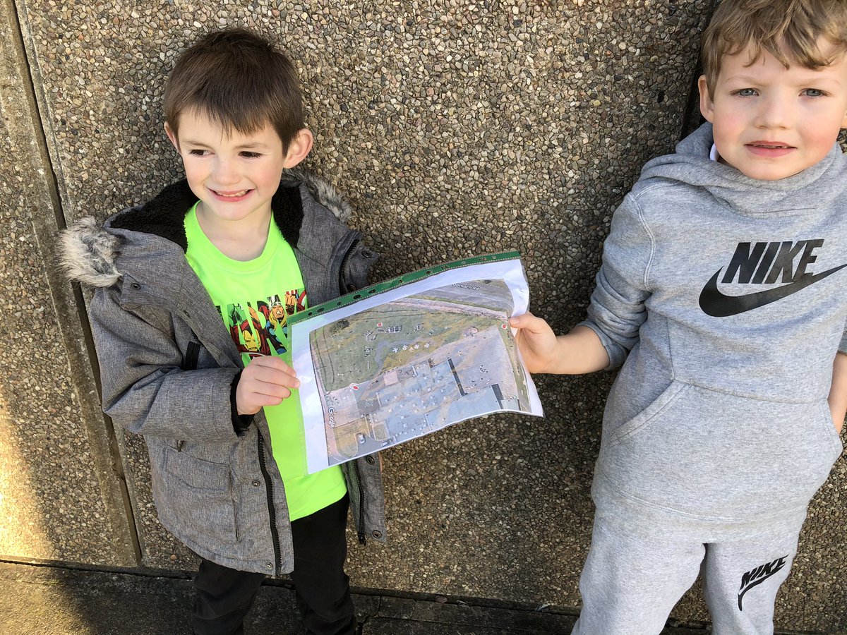Room3MrStein's tweet photo. Room 3 orienteering taster and the sun was shining ππ§ππ»ββοΈ@HolytownPS @PaulineBosco13 @NLActiveSchools #NLWalktoSchoolWeek https://t.co/acHMvQwHZH