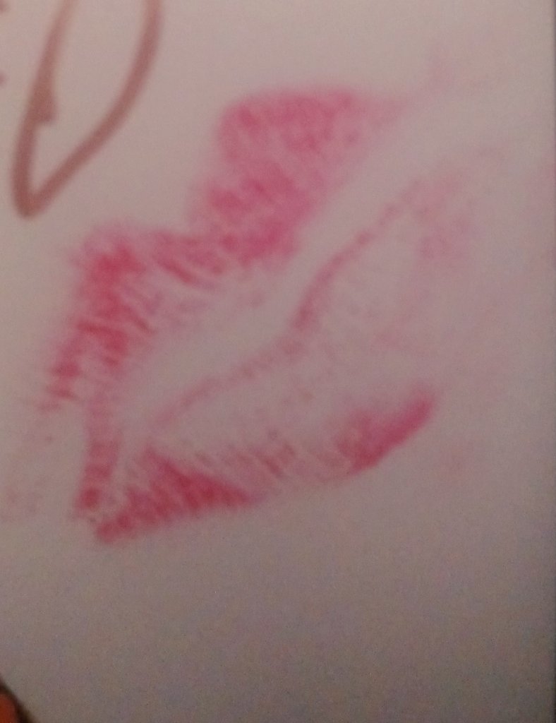 KQuinzell's tweet photo. To the tune of "These Boots are made for walking"
❤ These lips are made for kissing,
And that's just what they'll do!
Order one of my calendars and
My kiss will come to you! 💋
#modelcalendar #fetishcalendar #fetishmodel #shamelesspromo https://t.co/DK9JjiXO0a