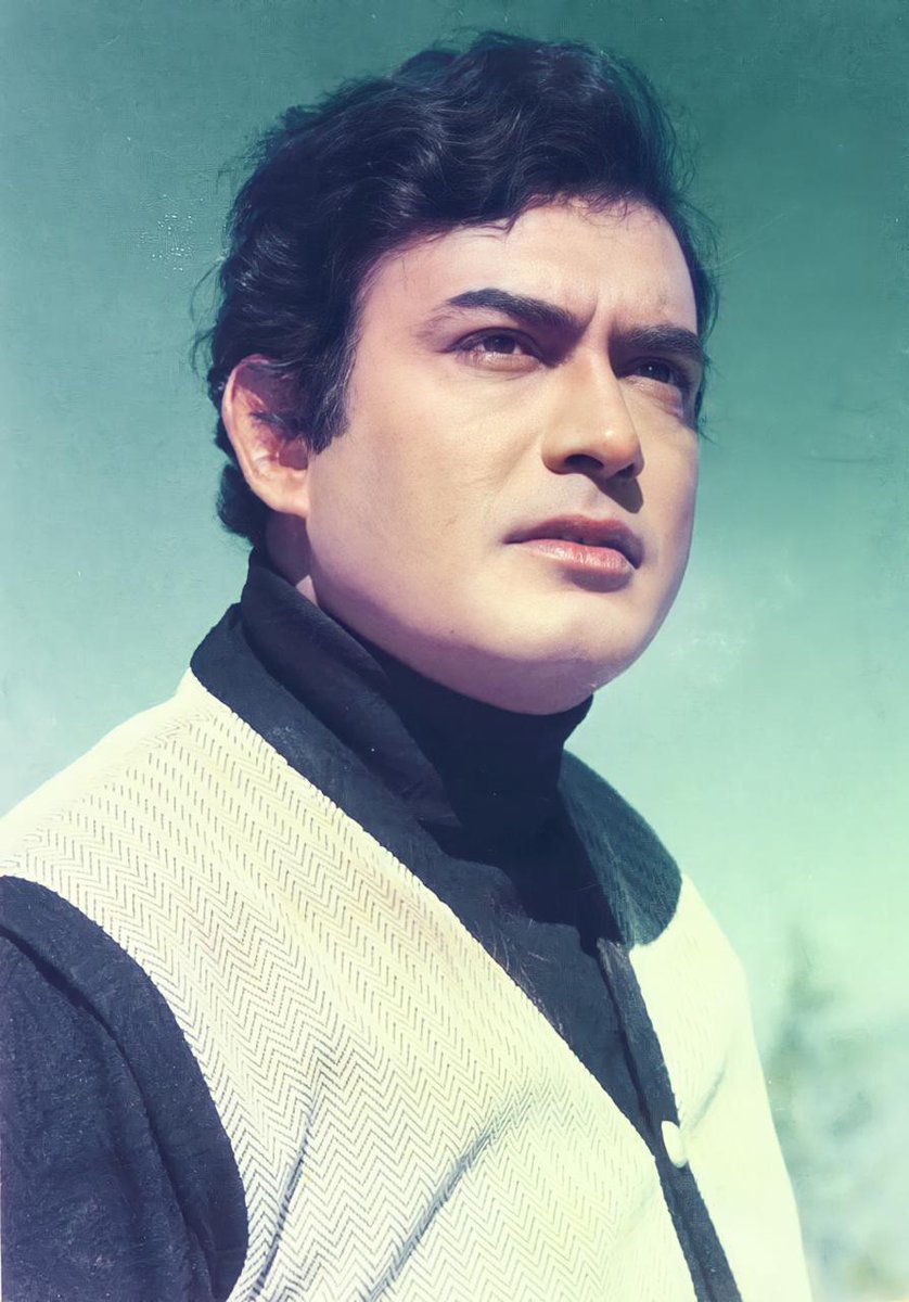 Remembering #SanjeevKumar, one of Hindi cinema’s most versatile actors, on his 35th death anniversary. (06/11) 

The sheer versatility of his outpaces his contemporaries. His repertoire of roles includes everything from young to the old, sensitive to comic. Your fav. film?