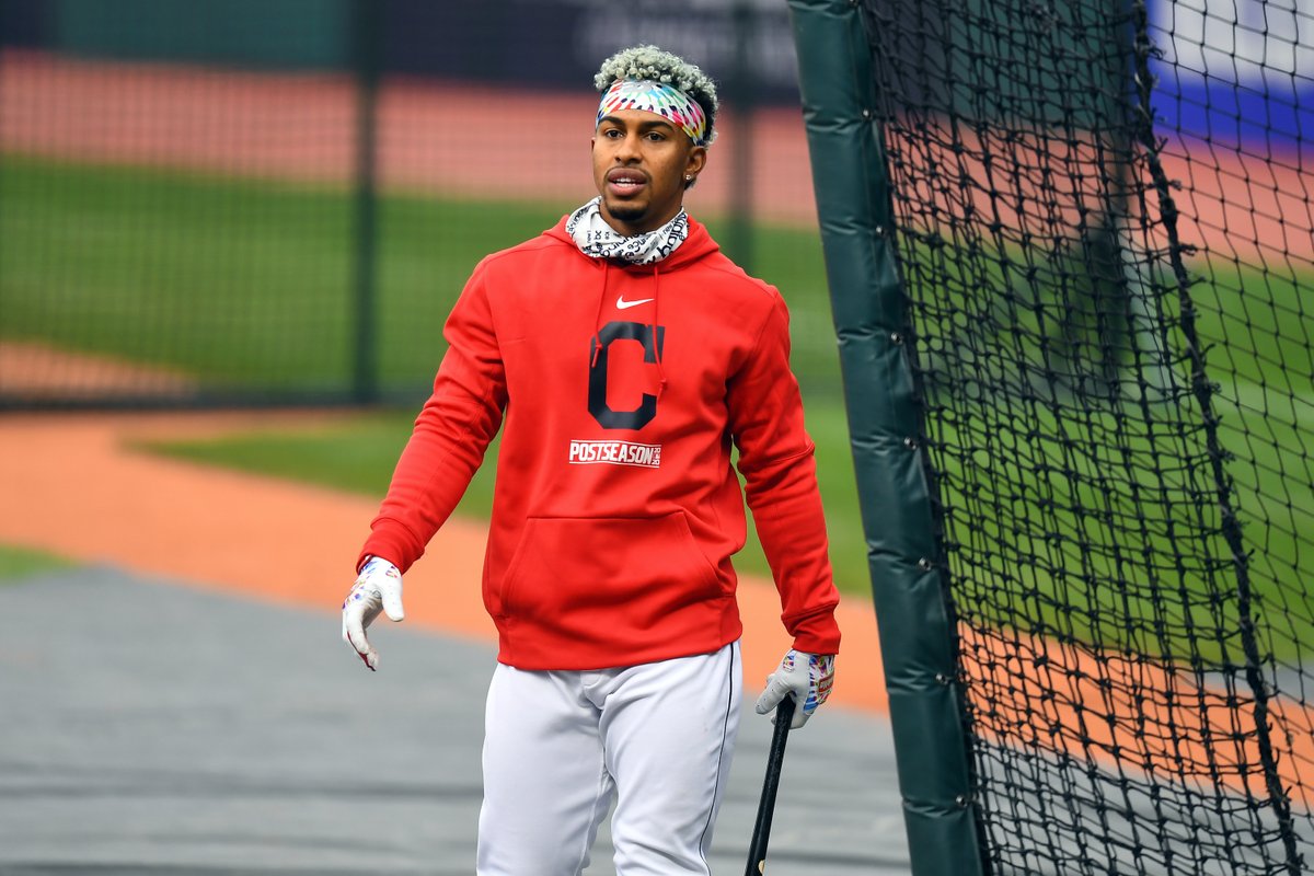 BRWalkoff's tweet photo. Several teams have been told that Indians "intend to trade" Francisco Lindor before Opening Day, per @BNightengale https://t.co/egMmbyZ8hJ
