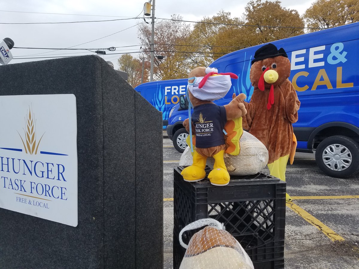 hungertaskforce's tweet photo. The Rexnord Turkey Ticker is back! All month long, @RexnordCorp will be matching each online turkey donation to Hunger Task Force, bird-for-bird, so jump on board and help us get a head-start on helping local families this Thanksgiving!  https://t.co/VxSNsNANgV #TurkeyTicker https://t.co/CV8dbe9f5O