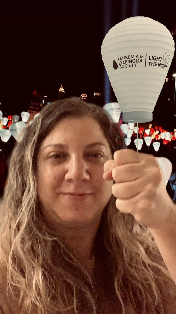 DuquesneLight's tweet photo. Last month, several DLC employees joined together to participate in the virtual #LightTheNight events, supporting @LLSusa. Together, they donated more than $7,000 and raised lanterns honoring and remembering those touched by cancer. Thanks for inspiring us all! #PowerItForward https://t.co/CCMv9AKlNx