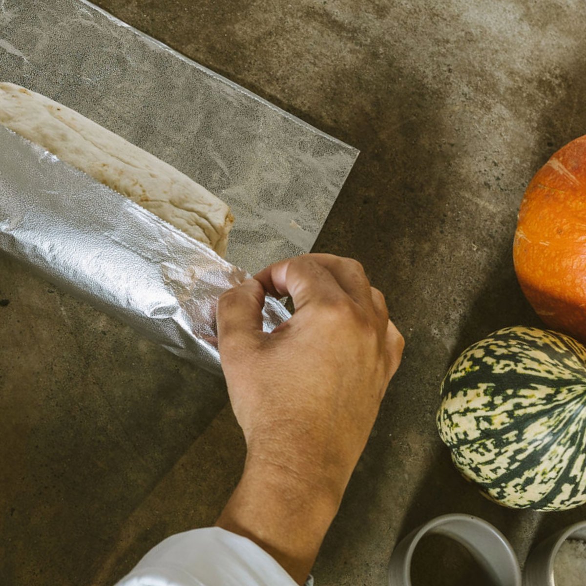 Remember remember. We hope you’re excited for some flaming delicious smoke filled dishes tonight for bonfire night. We’re getting ready with our new Pre Cut Foil Sheets to keep our food wrapped up warm on a cold night. What food are you wrapping up tonight?

#prowrappro