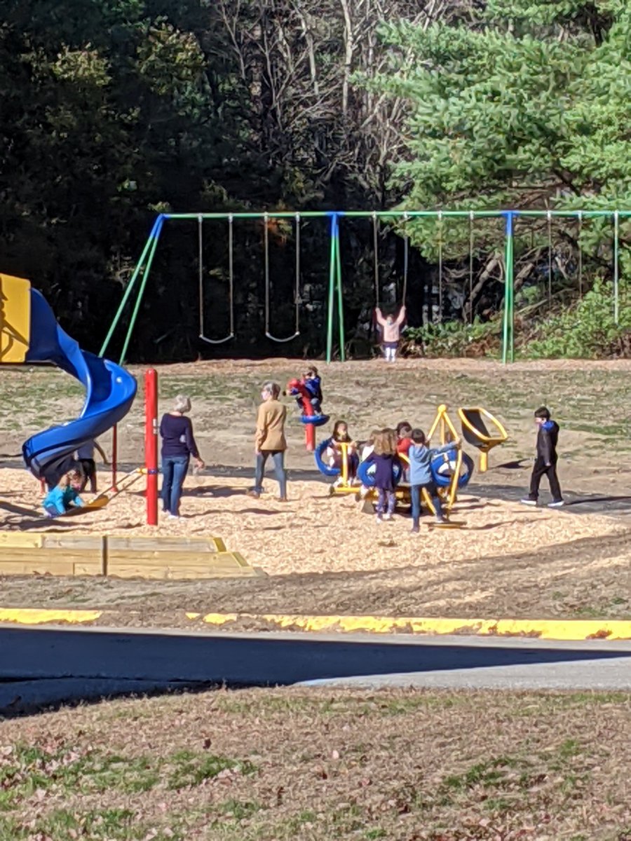 Beautiful day and the playground is officially open!!! <a href="/NASHUASCHOOLS/">NashuaSchools</a> #nsd42