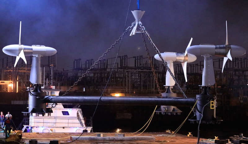 Congrats to Verdant Power for starting to deploy #WaterPower turbines in NYC! Co-funded by <a href="/ENERGY/">U.S. Department of Energy</a>’s Water Power Technologies Office &amp; <a href="/NYSERDA/">NYS Energy Research and Development Authority</a>, the project will generate cost-saving electricity &amp; strengthen the #MarineEnergy industry. WATCH: youtu.be/zCeiIF6hPY8 📸: Verdant