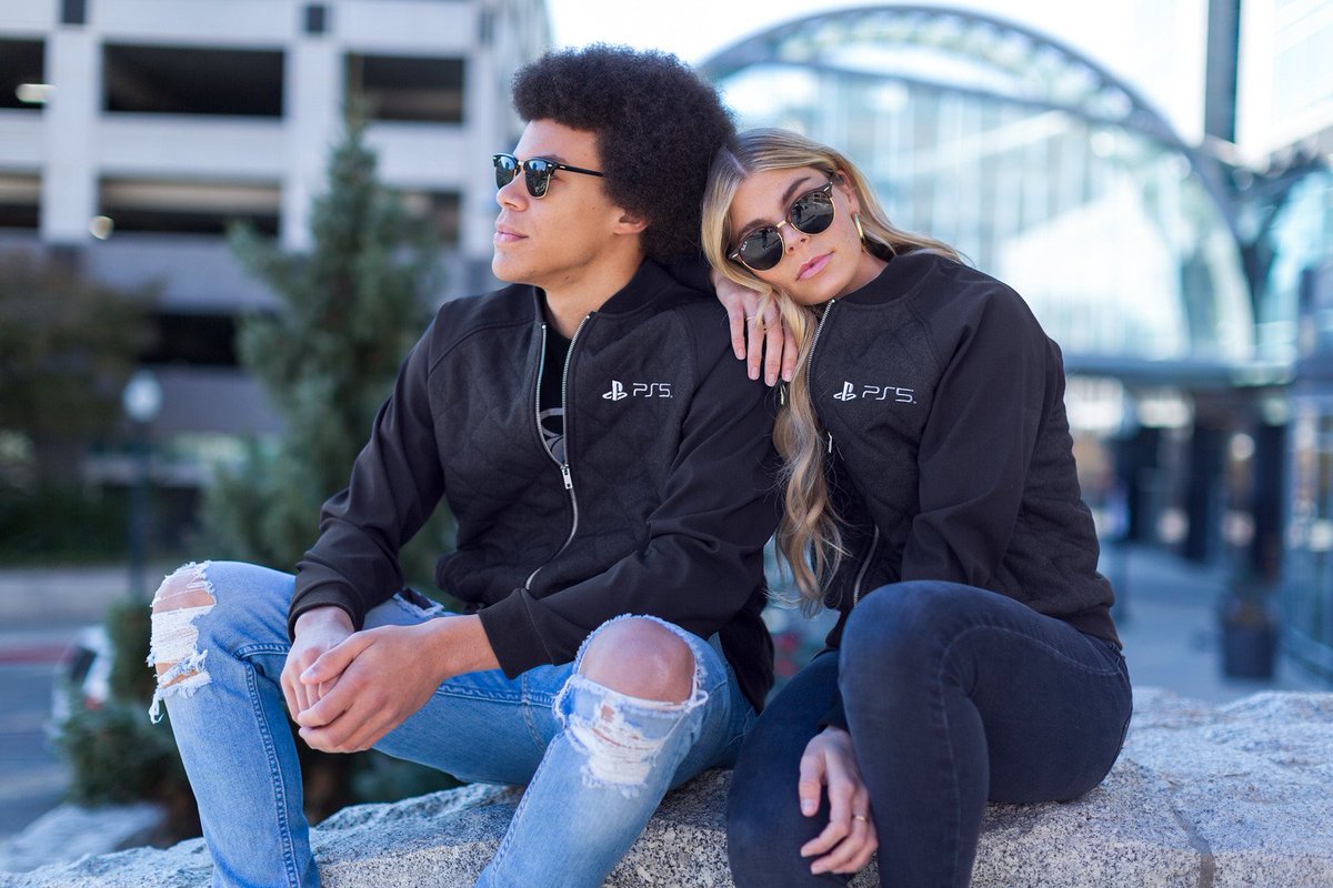 geoffkeighley's tweet image. 1 week #PS5