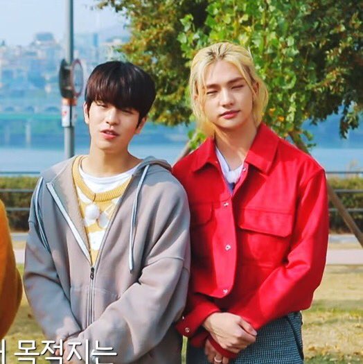 #승민 looks so tiny next to #현진