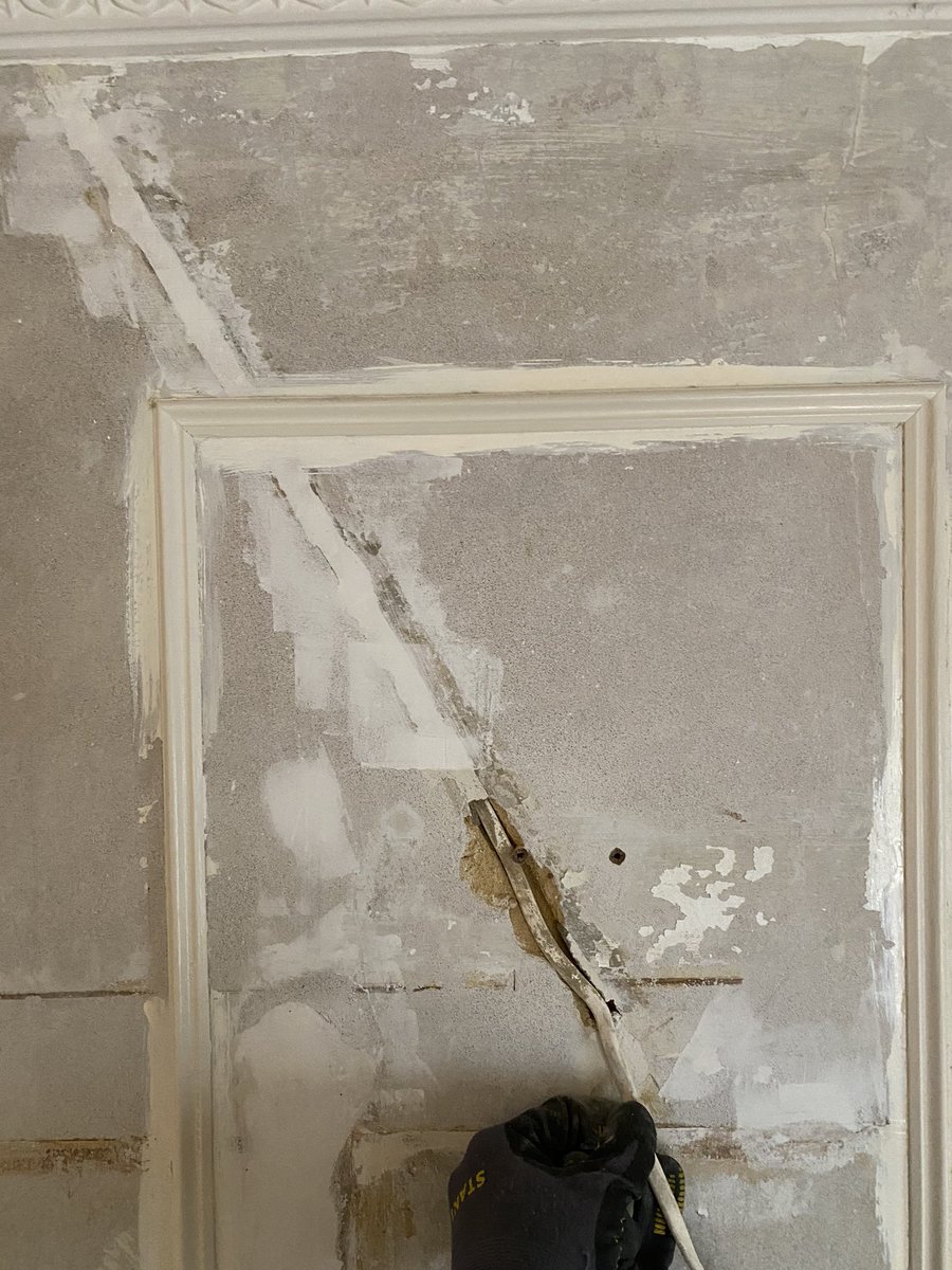 NeilWElectrical's tweet photo. Turned up to replace 4 wall lights today, nice and simple. Not quite, noticed the questionable cable routing and cable damage. Had to chase out the old cables, repair and re route into the correct zones, repair and install the lights. Longer but a proper finish. #neversimple https://t.co/pP8U1PJ4Hl