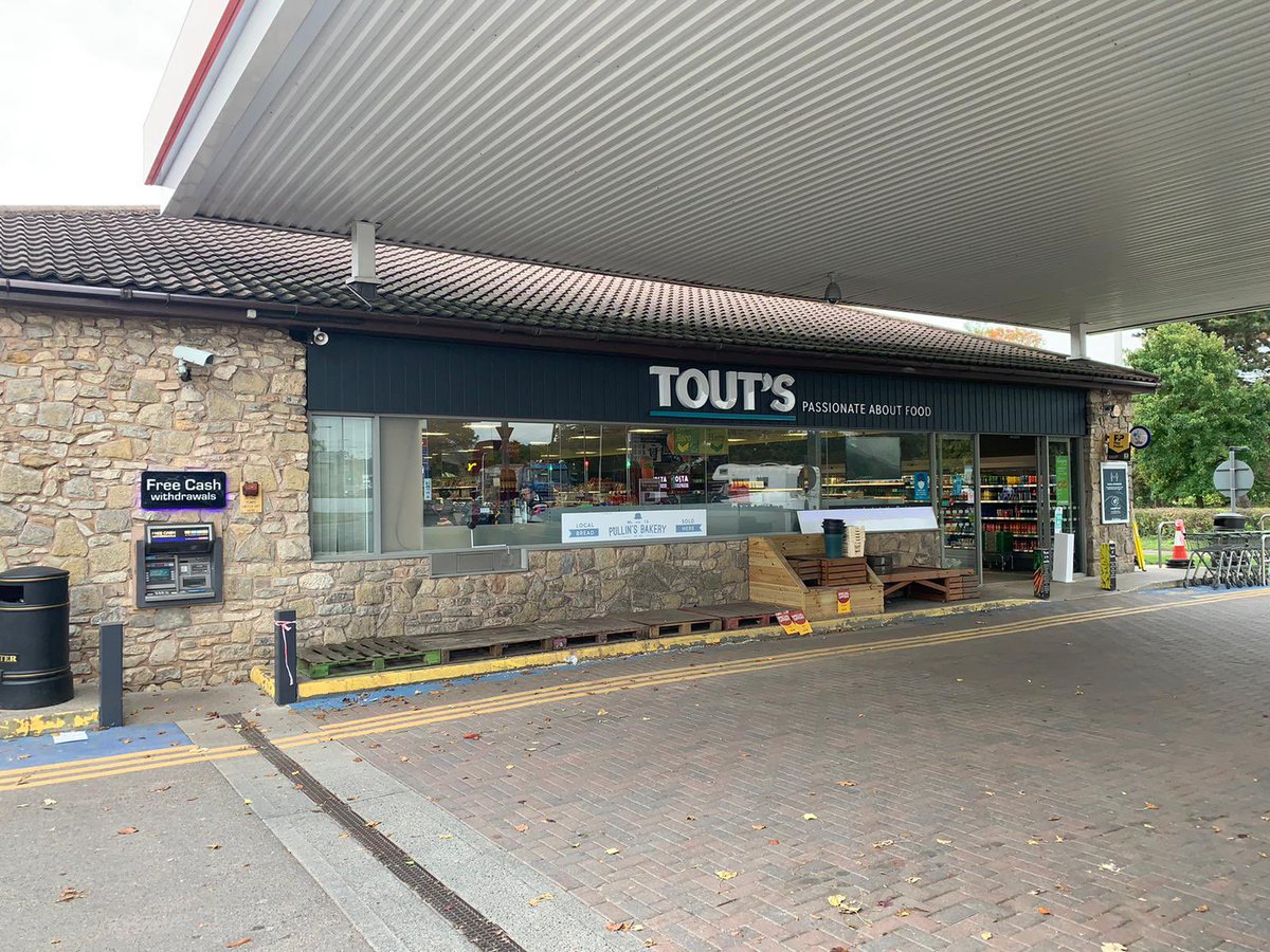 createsignsuk's tweet photo. New Eye Clinic for UWE and duel site fuel/supermarket rebrand https://t.co/3azc1rRjxM