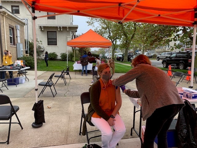 MS_SouthNassau's tweet photo. .@MS_SouthNassau will be at St. Mary of the Isle in #LongBeach on Friday, November 6, from 9:30 am to 11:30 am, to provide no-cost #flu #vaccinations. Supply is limited. #FluShot2020 #FluShotSeason #FluShot #GetVaccinated https://t.co/3PJ3Yp0pjs