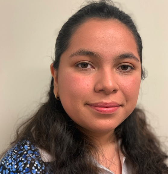 Katiasofia Gonzales is on now to discuss her APEX Fellowship at the Colegio Montesori del Cusco, Peru where she worked remotely as a TA planning and conducting online classes for 4th to 9th grades in various disciplines. news.wooster.edu/el-symposium/2…