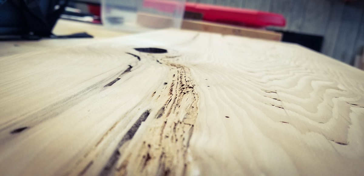 RoosterWorx's tweet image. This backer is perfect for the rusted tattoo sign. Check out that character with knots, bug holes, and roughness

Dig the design, slide in my dms
🐔
🐔
🐔
#tattoosign #rustymetal #rustysign #uglytobadass #backerboard #oldwood #planedwood #metalsign