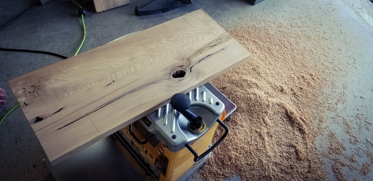 RoosterWorx's tweet image. This backer is perfect for the rusted tattoo sign. Check out that character with knots, bug holes, and roughness

Dig the design, slide in my dms
🐔
🐔
🐔
#tattoosign #rustymetal #rustysign #uglytobadass #backerboard #oldwood #planedwood #metalsign