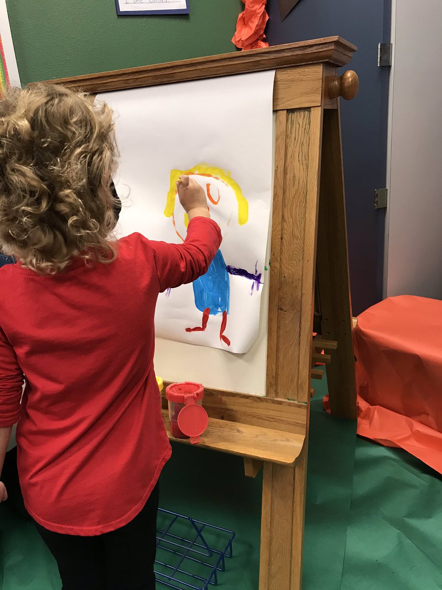 AckelsEmma's tweet photo. My PreK students are painting self portraits with their knowledge of shapes and sculpting pumpkins to develop fine motor skills. We love our experience of the visual arts! #experienceSLE #ExperienceTheArtsSLE https://t.co/AlqQm9QmrV