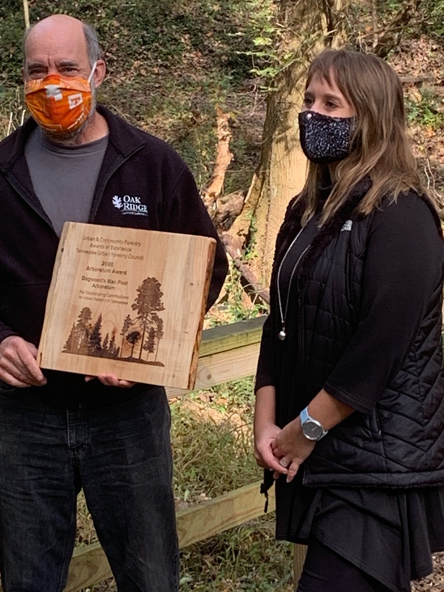 LanaSheltonLow's tweet photo. #DFL Mrs. Strouse &amp; our Mac Post  Arboretum was awarded the Urban &amp; Community Forestry Award of Excellence by the Tennessee Urban Forestry Council.  #schoollikenoneother @CarsonDailey77 @DFLDogwoodES #community @BetsyPickle @GSP_KnoxCo_TN https://t.co/Uud59LtgvN