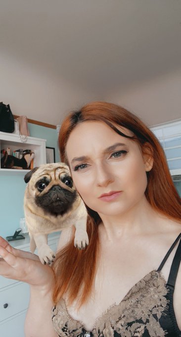 I will never ever understand Snapchat🤷🏻&zwj;♀️ https://t.co/AoQsMZ0ehm<a href="/tag/avnawards2016"class="tags"><span>#avnawards2016</span></a><a href="/tag/avnttophygirls"class="tags"><span>#avnttophygirls</span></a>