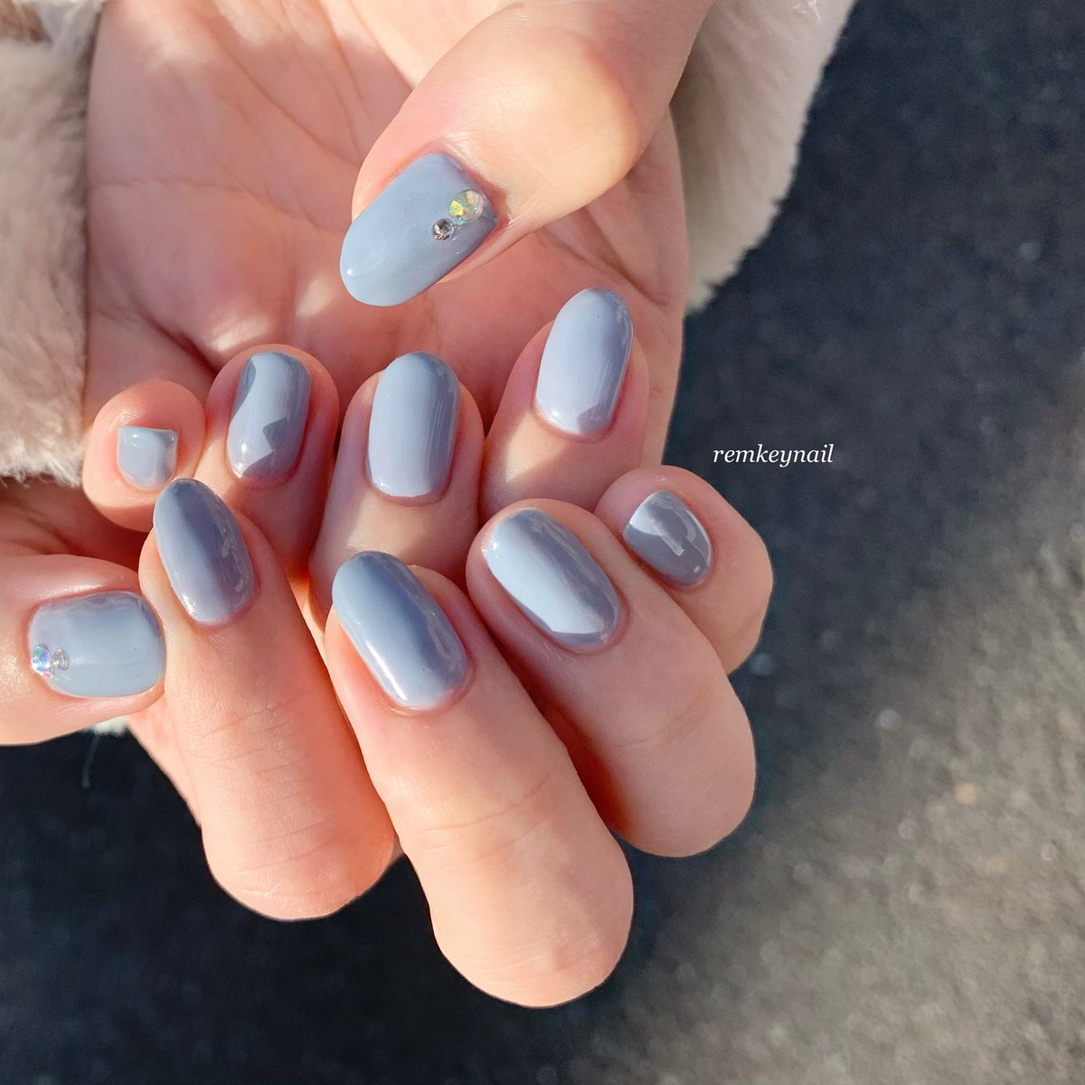 くすみブルーネイル