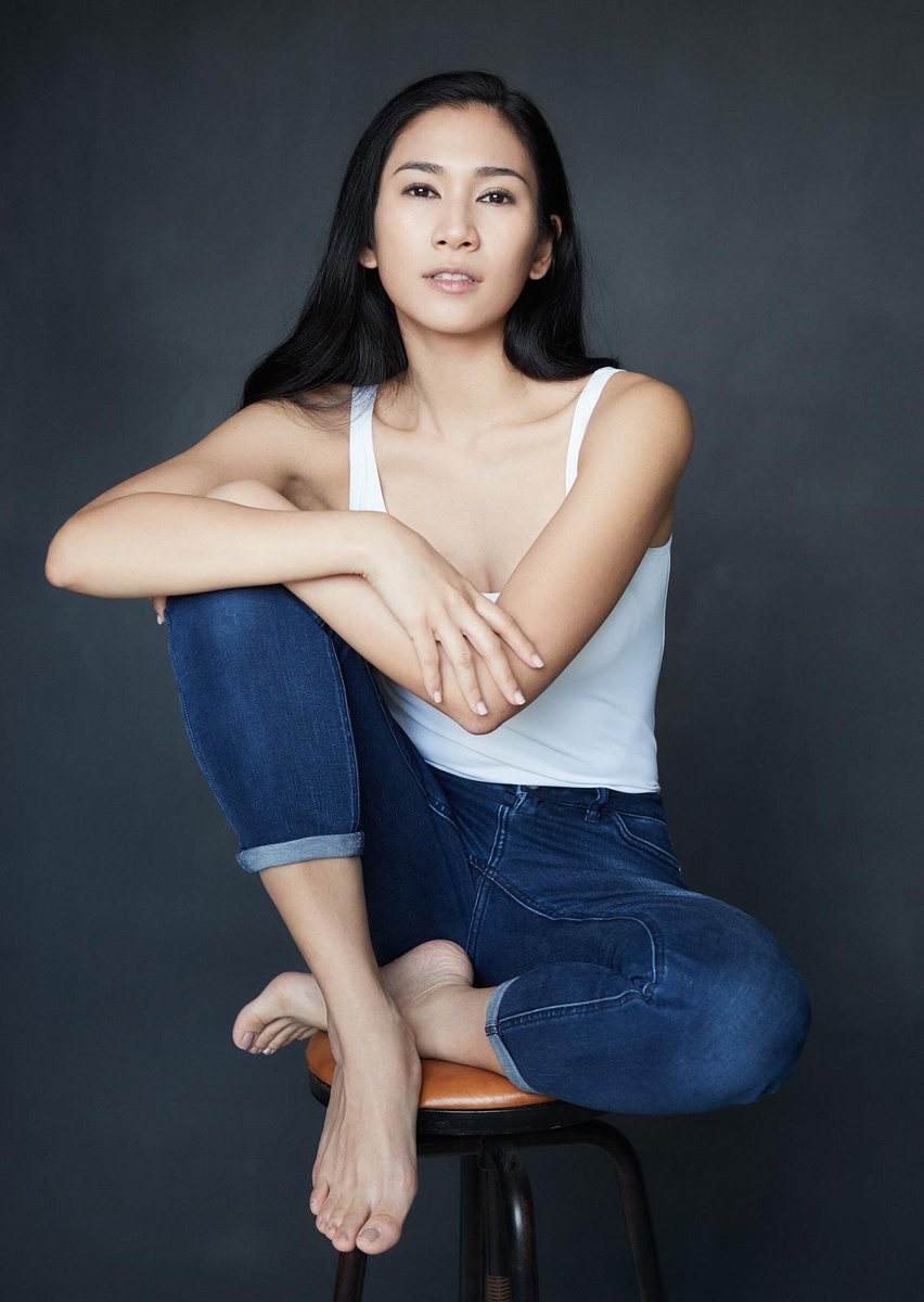 InqEnt's tweet photo. Inquirer Exclusive: #CriselConsunji breaks new ground w/ role in HK series Single Papa, available in the Philippines on Viu (https://t.co/cMMrfxpQzB)

https://t.co/hmYTqrsBcw 

@InqEnt #SinglePapa #暖男爸爸 #RonaldCheng #TVseries #proudlypinoy #entertainment #PeterTsi #CyrusHo https://t.co/ElZqC52xfF