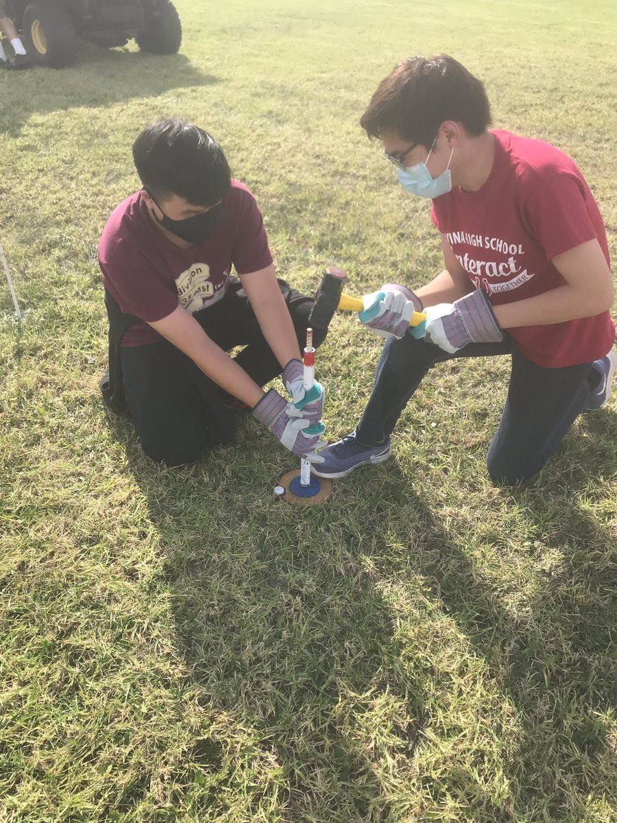 CovinaHighASB's tweet photo. Volunteer work at the Field of Valor! @CovinaColts @ColtCovina @interactcolts @CovinaKey #prepforveteransday https://t.co/HMnoTYvBLk