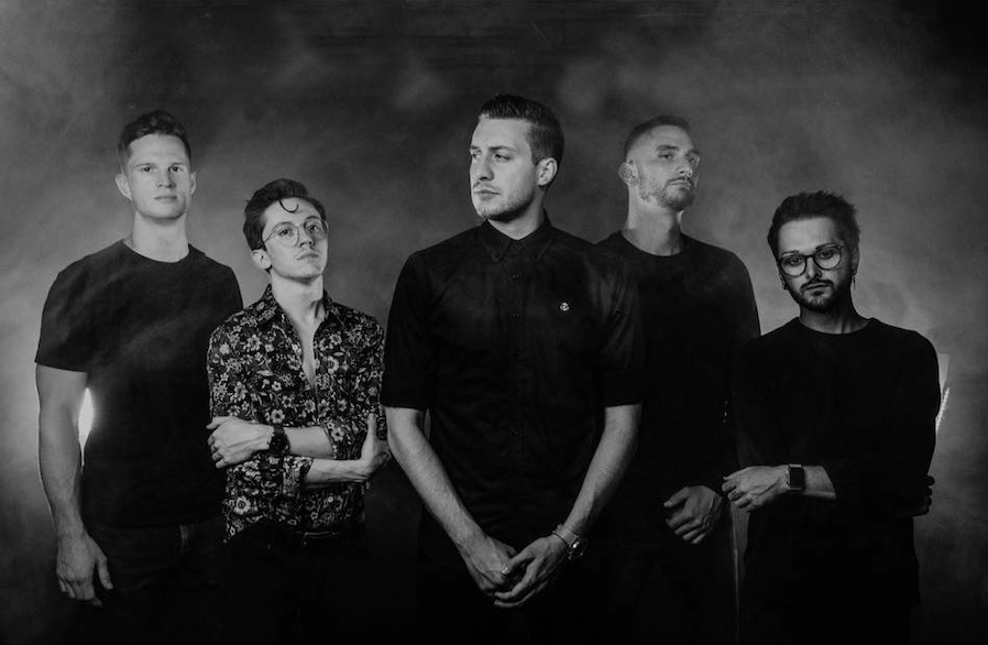 idobiradio's tweet photo. We might not be any closer to have a new President but we do have new music! Tune-in to #FreshPickFriday for:
@boysoffallband
@iamonlychild
@TheMaguas
@LostDakota
@lostatseatx
+ MORE!
7AM ET - 10AM ET
π€https://t.co/SN608Cntf9 https://t.co/wyriCahfqB