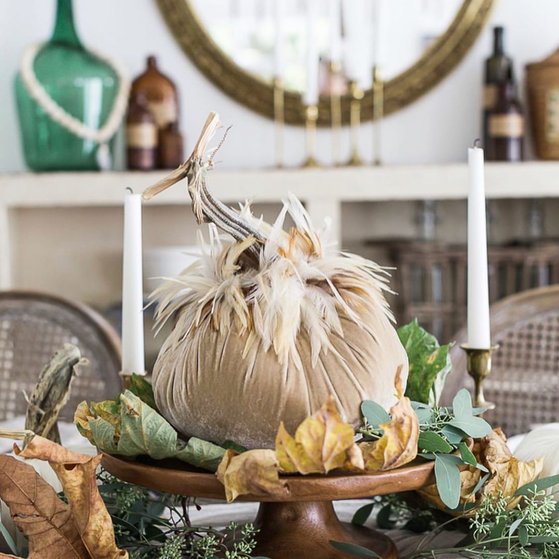LoveFeastShop's tweet photo. Beautiful Velvet Pumpkin centerpieces from @lovefeastshop - https://t.co/PgA4rleEbg #velvetpumpkins #thanksgivingtable https://t.co/pZp6QwYycS
