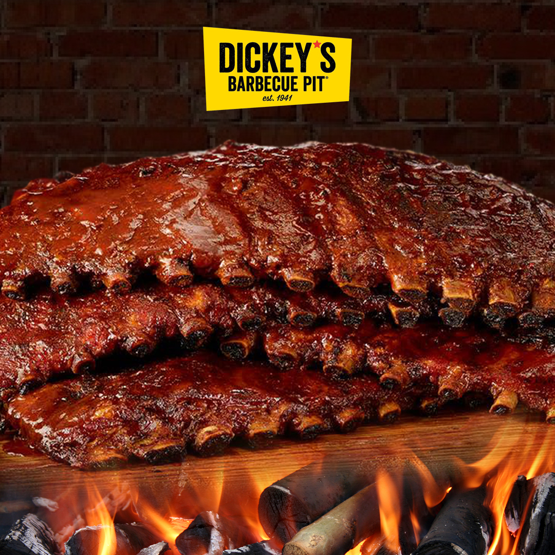 Who else is craving for this oozing, juicy Dickey's ribs?
#chicagofoodscene #chicagofood #choosechicago #eaterchi #chicagofoodauthority #Chicgaobbq #Buzzfeedfood #chicagofoodie #dickysbbq #Bbq #bbqlife #riblife #ribfest https://t.co/M5Km1B2VnT