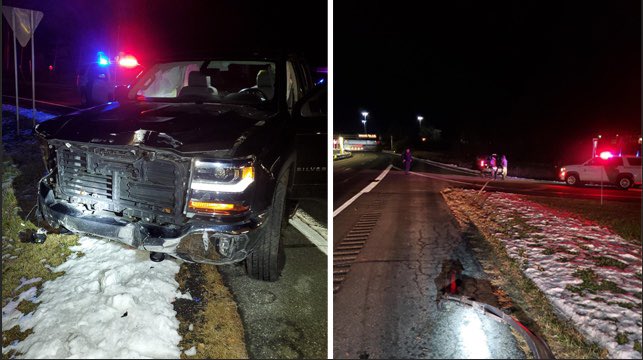 DFOBoston's tweet photo. A snowy night led to an unfortunate accident in front of the Derby Line Port of Entry. Luckily .@CBP has #CBPOfficers that are certified EMTs and are ready to respond at a moment’s notice with compassion and professionalism to help the local community. #CBPOFONewEngland https://t.co/UIldtQywWX