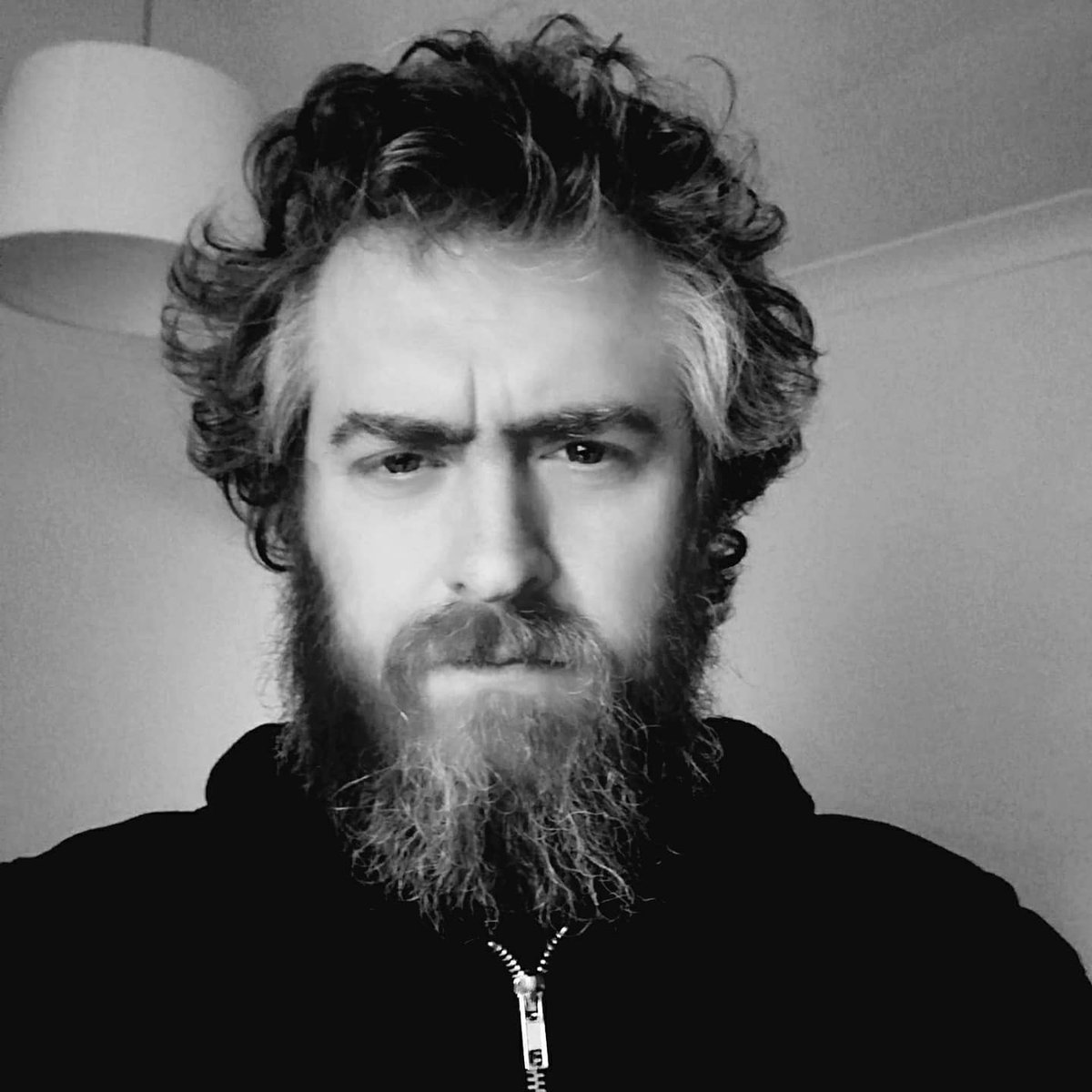 Strictly Business tweet media