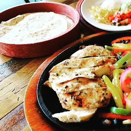 KTownTavern's tweet photo. It's Chicken Fajita day at KTown!  $9.99 Chicken Fajitas, and grab a Margarita while you're here #knoxeats #knoxfoodie https://t.co/7uxuPKOWbT