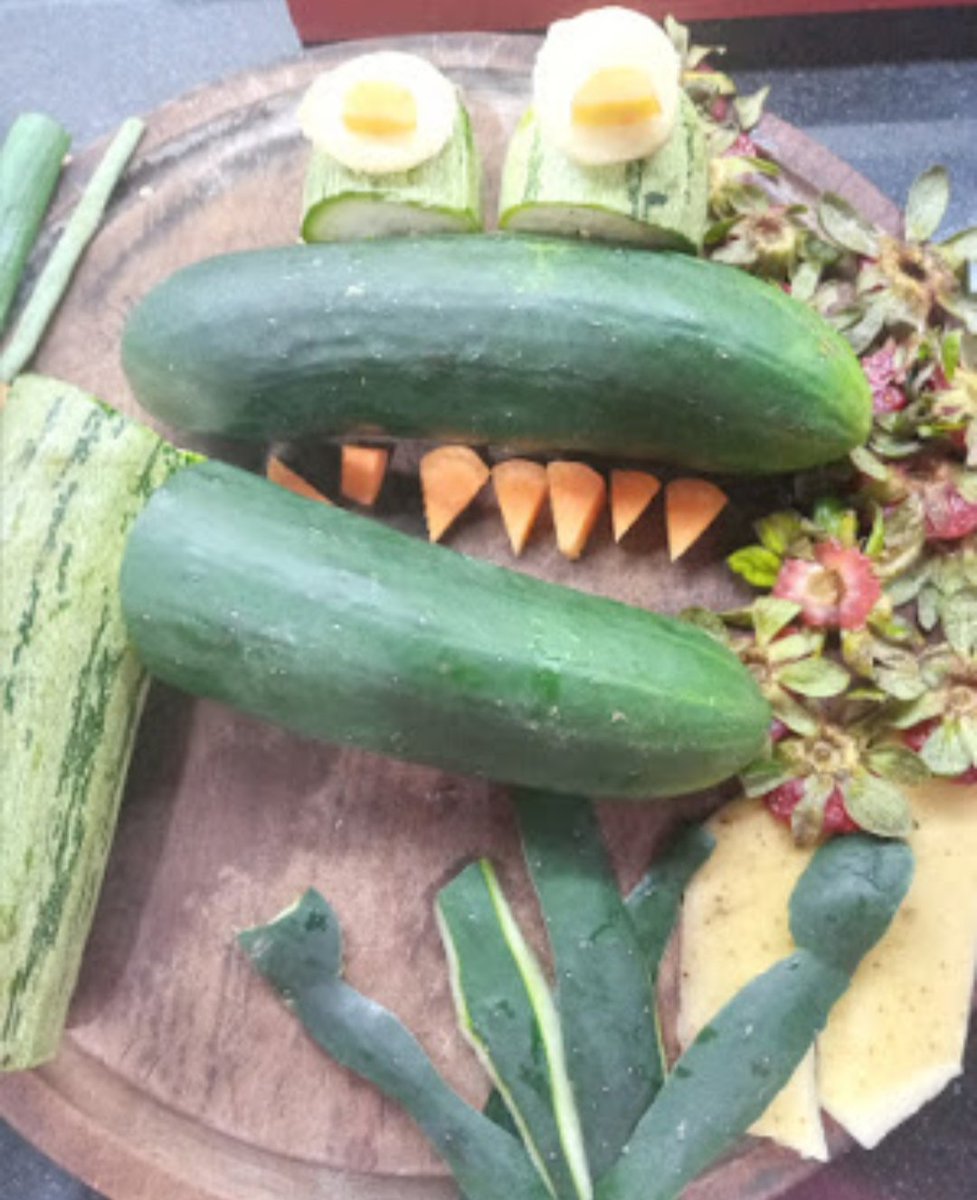 MissGaby30's tweet photo. Pasta and vegetables dinosaurs! Yummy!
@ColegioNewlands @vivilopez2 https://t.co/V8JvNZroiR