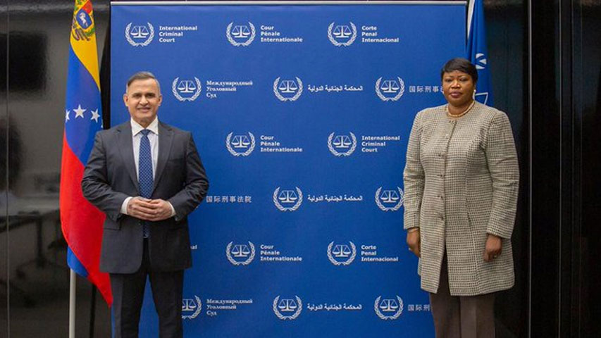 Fiscal CPI cree que ha habido crímenes de lesa humanidad en Venezuela dlvr.it/Rl4FSy