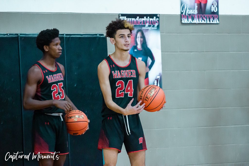 capturedXmoment's tweet photo. These boys here are different 

As Coach @CoachJohnASmith say “ #Swagner “ 

@WagnerboysBball https://t.co/qVikEK1ffv