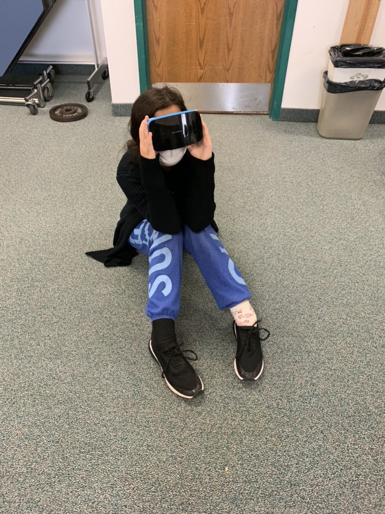 joneSCIENCE5's tweet photo. Huge shoutout to @CoachPullano for spending time at GMS to take our students through a virtual reality of the body systems! #weareGMS #7thscience https://t.co/I5VUgr3O5X