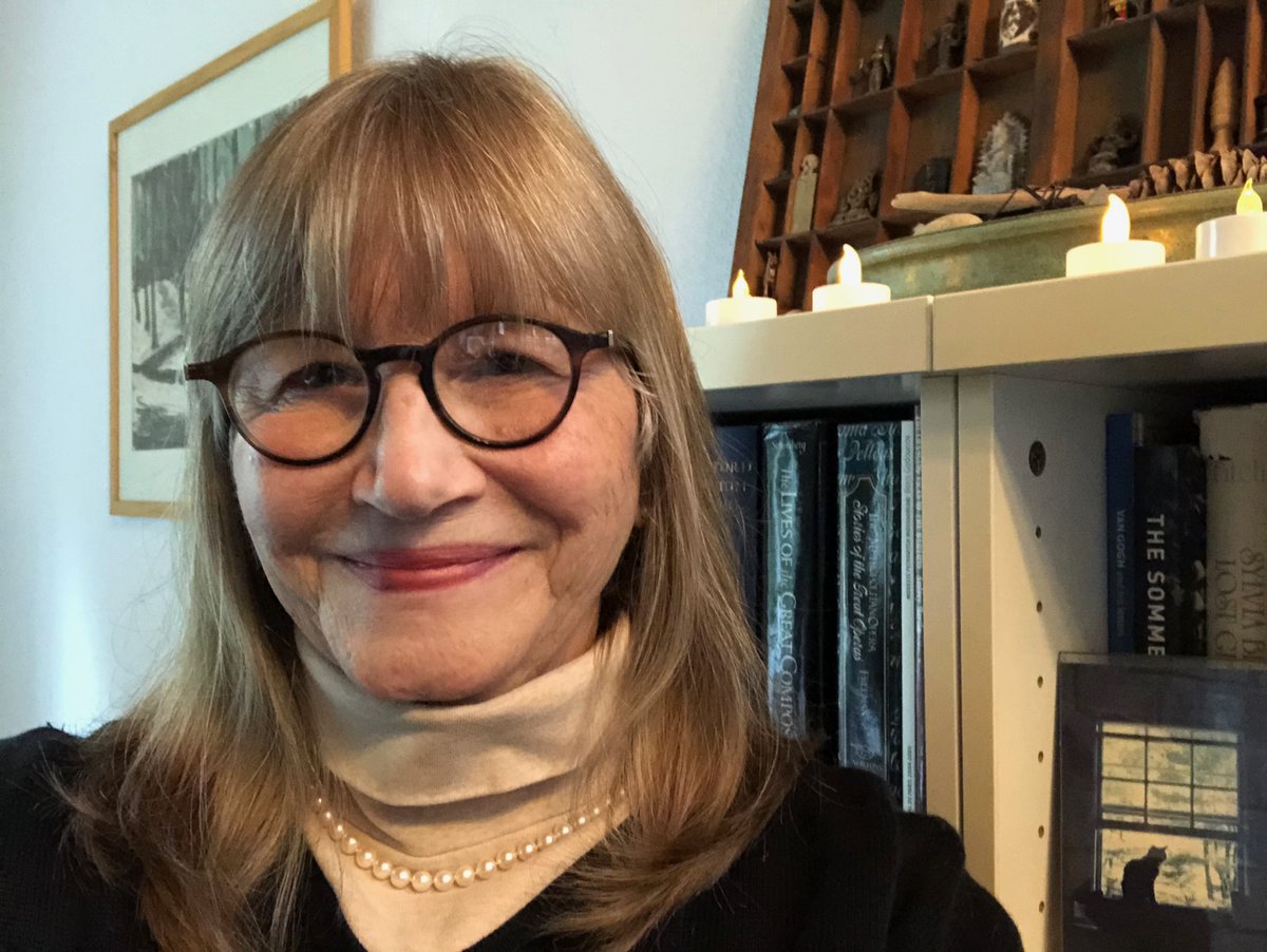 aliceboatwright's tweet photo. My RBG tribute photo. May we live up to her dedication to women's rights and justice for all. #RBG #RBGPearls #womenlivesmatter #election2020 https://t.co/FRkOIwRafn