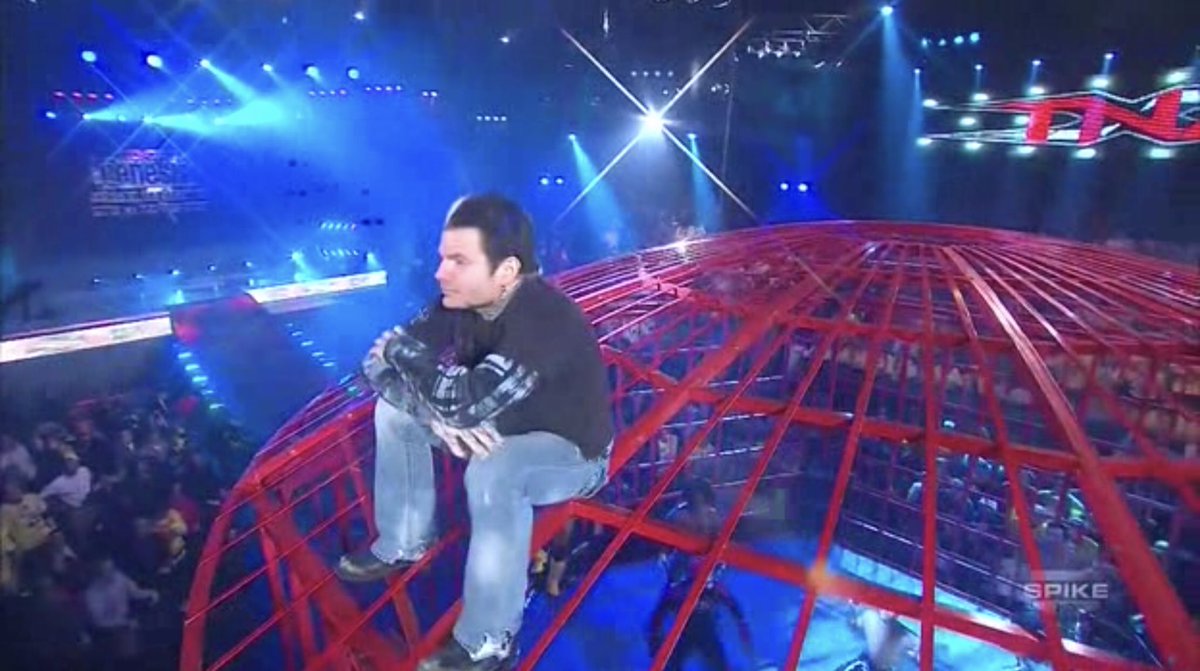 the message is clear: "this cage is a toilet to me"  #tna10